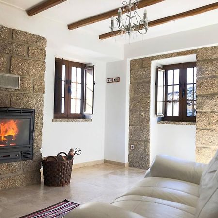 Laje House Fireplace Entire House Wifi Fundão Exterior foto
